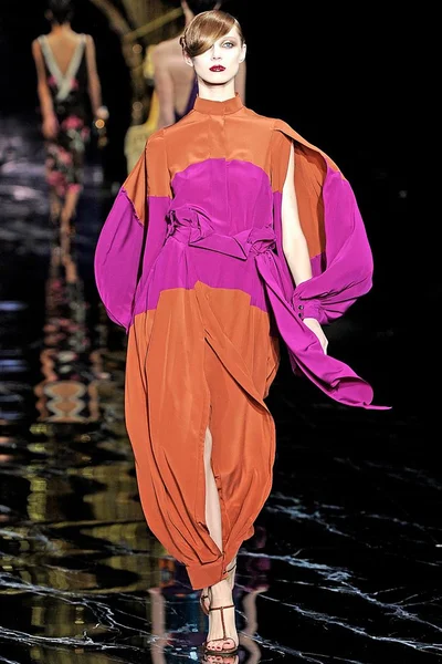 Look 33